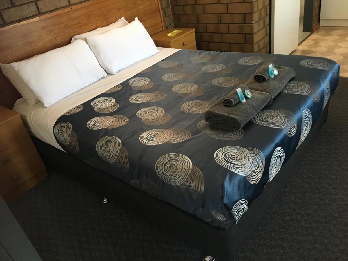 Airport Whyalla Motel Екстер'єр фото
