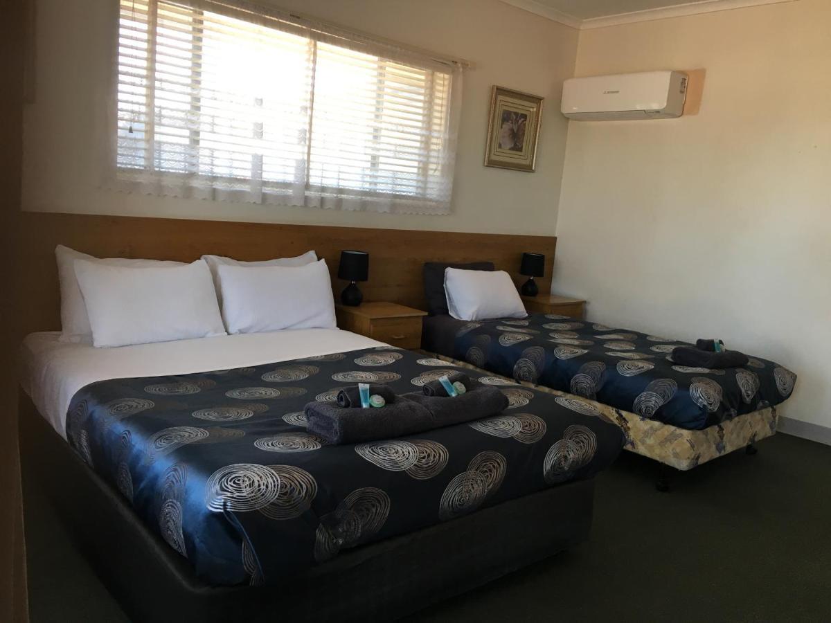 Airport Whyalla Motel Екстер'єр фото