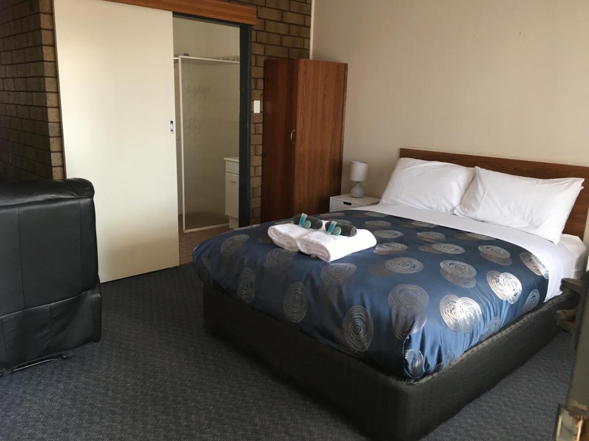 Airport Whyalla Motel Екстер'єр фото