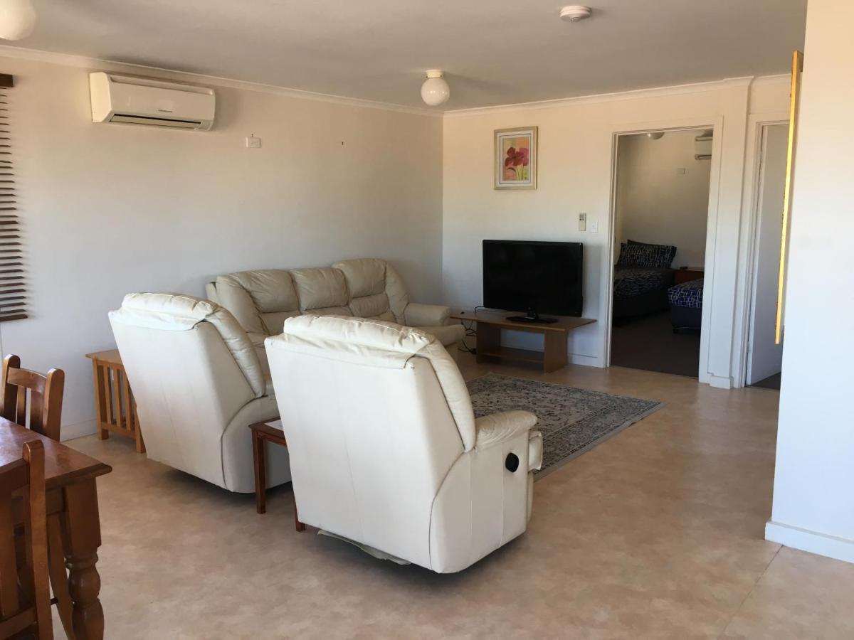 Airport Whyalla Motel Екстер'єр фото