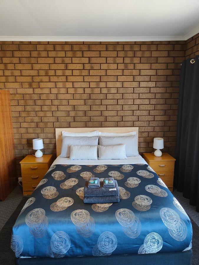 Airport Whyalla Motel Екстер'єр фото