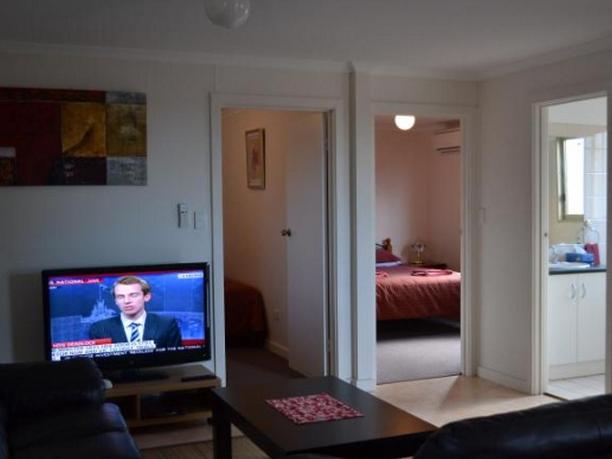 Airport Whyalla Motel Екстер'єр фото